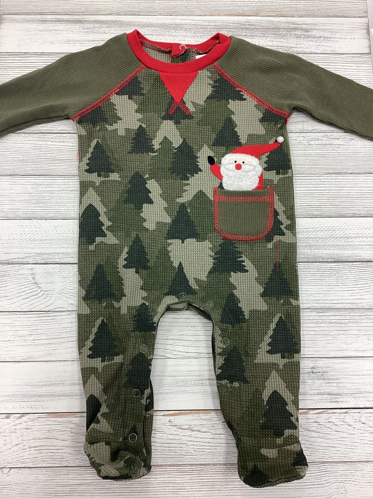 Mudpie Tree Camo Santa Raglan Sleeper