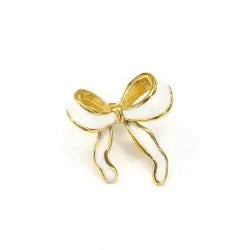 Bow Earrings in Off White