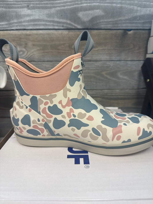 XTRATUF Women’s Ivory Duck Camo Boots