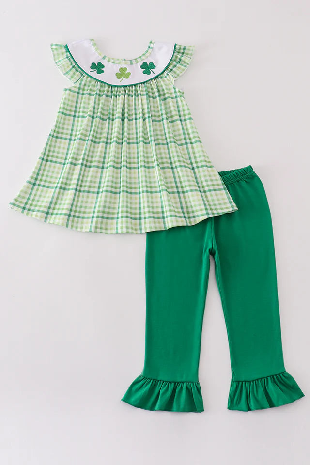 Clover Embroidery 2pc