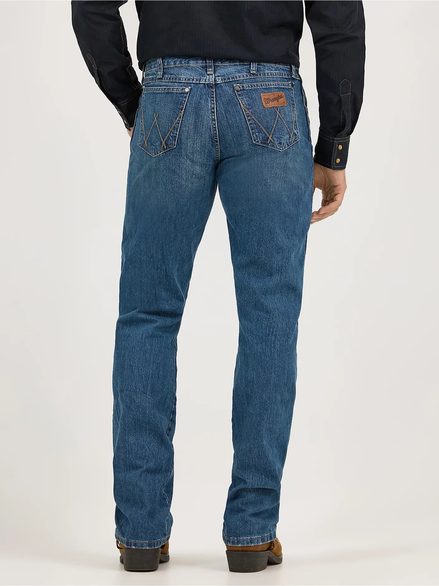 Wrangler Retro Relaxed Bootcut Jeans