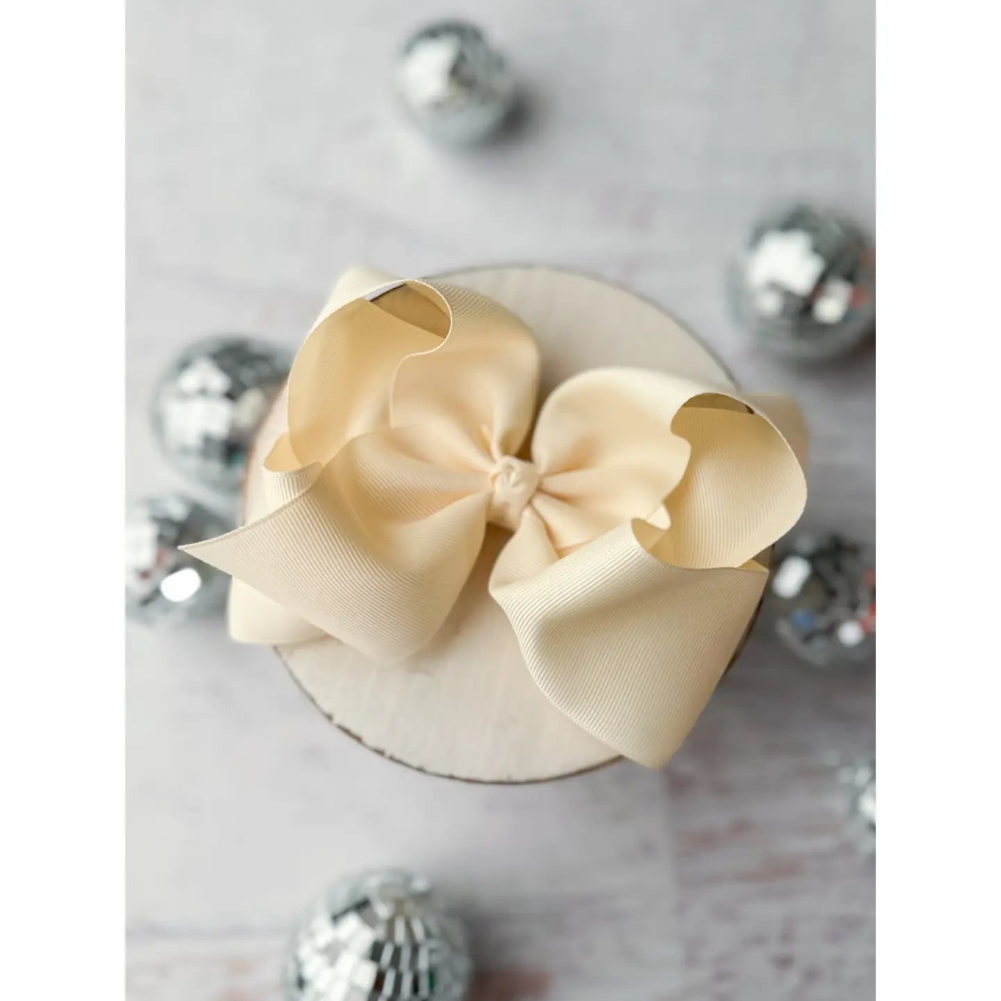Ivory 5.5 Hairbow