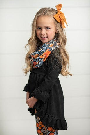 Girl's 2pc Black Floral Outfit