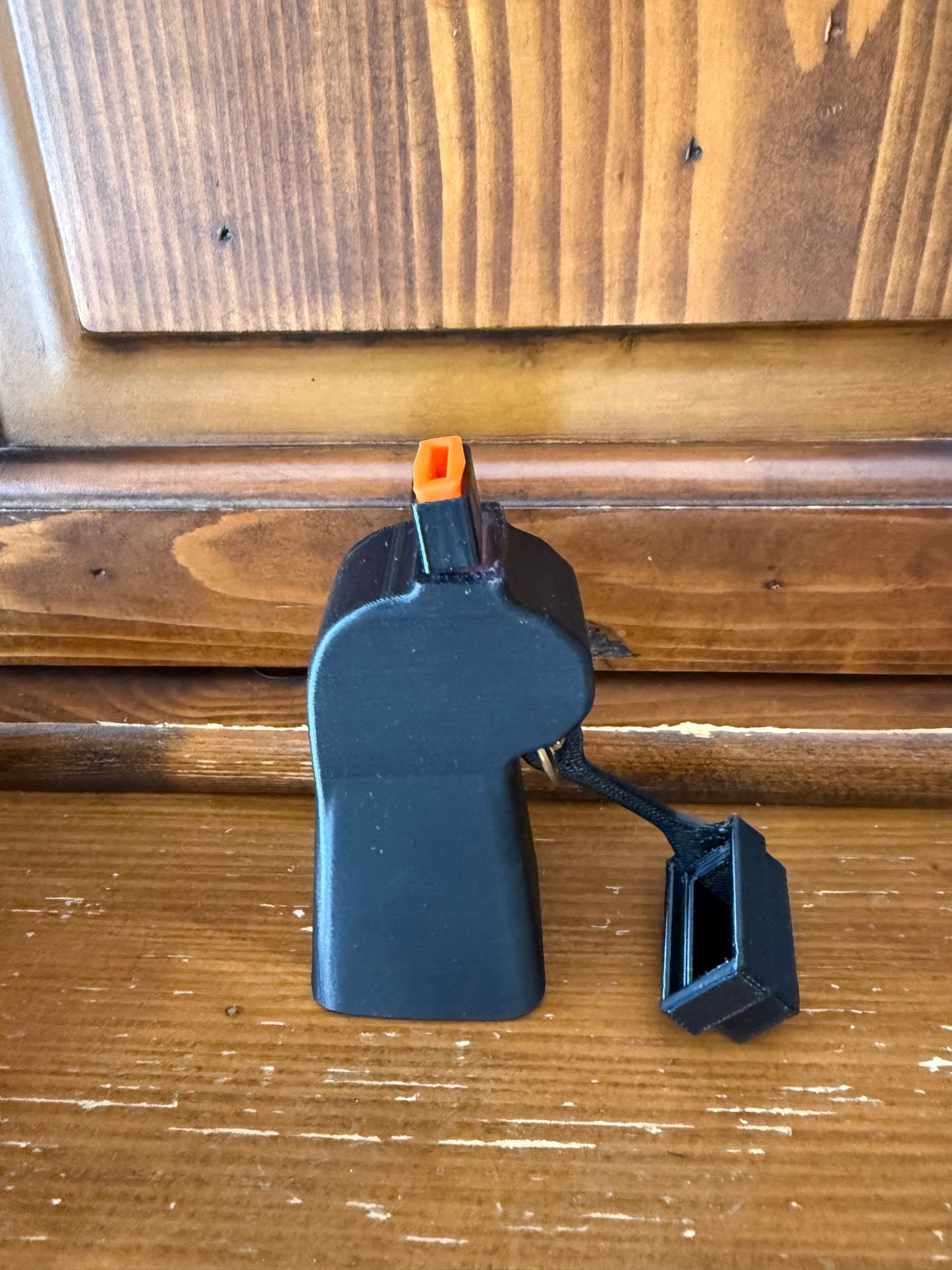 Dog Mega Whistle in Black