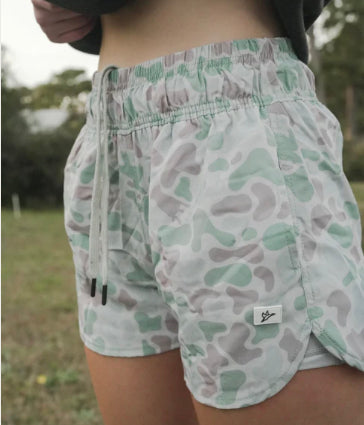 Combat Waterfowl 2.5" Women Shorts Babylon Camo