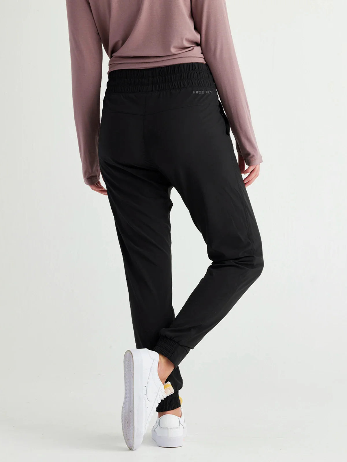 Free Fly Women's Bamboo Lined Breeze Jogger Black