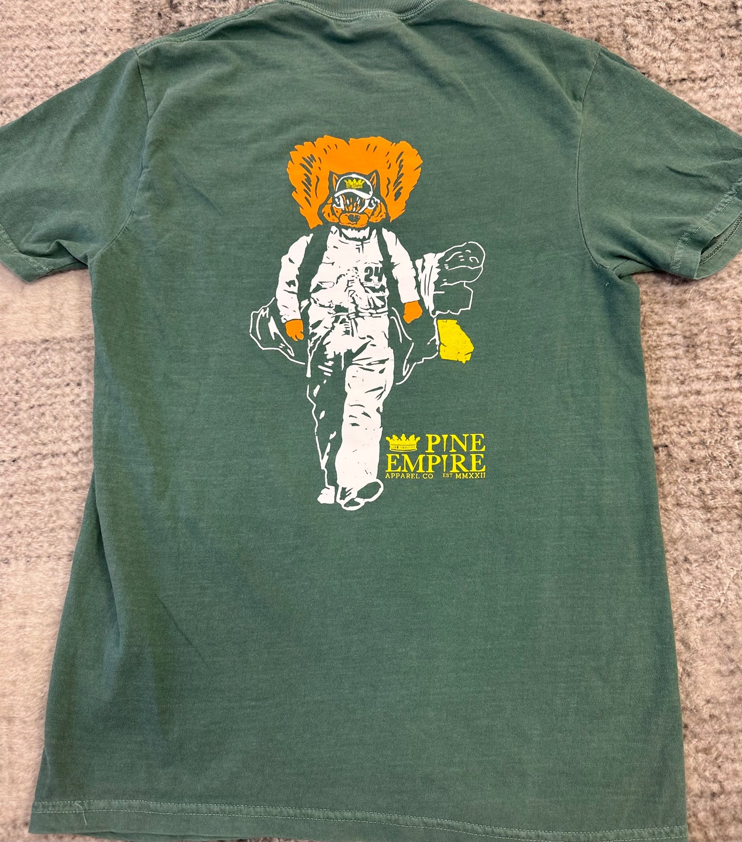 Pine Empire Squirrel Golfing Tee