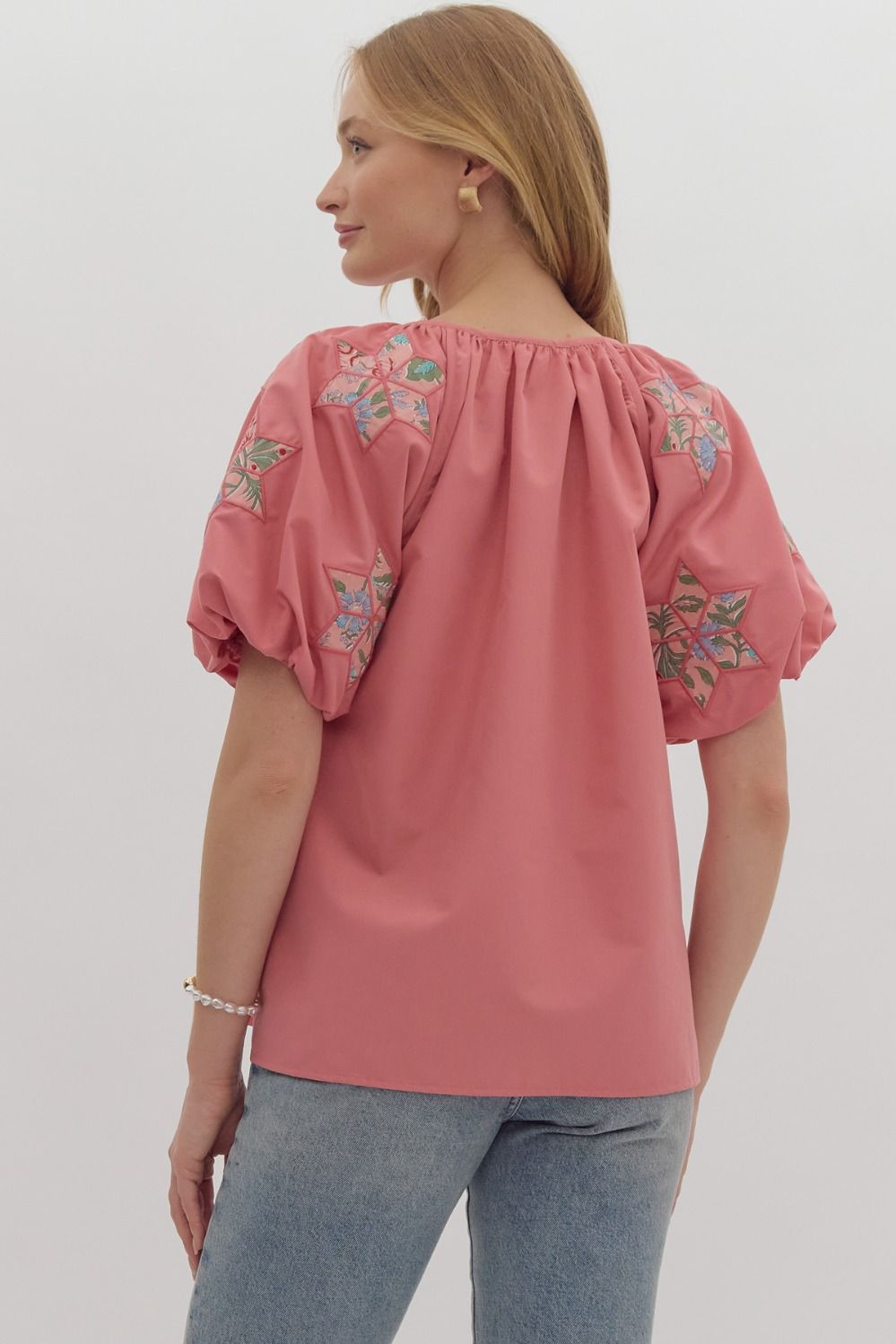 Entro Make a Statement Top W/Puff Sleeves