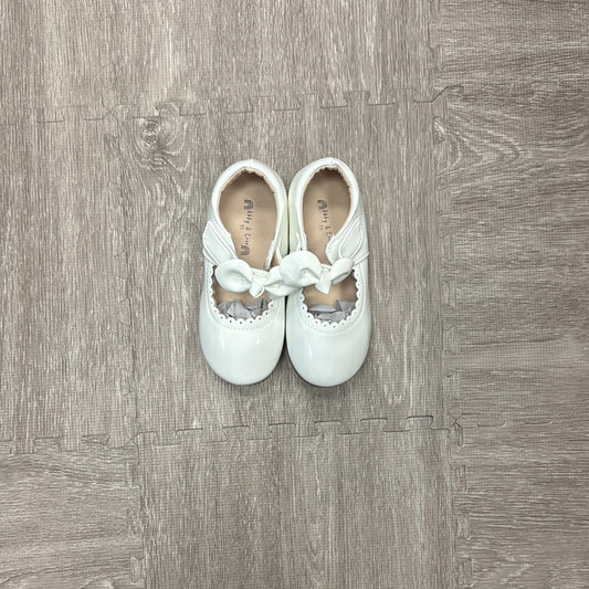 Mary Jane White Bow Shoes